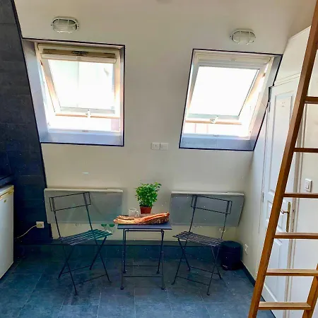 Studio Center Of Paris Parigi